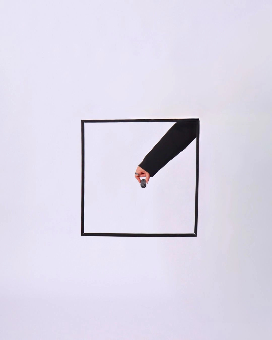 Click: Step, glance, click—see your shot instantly on big screen.